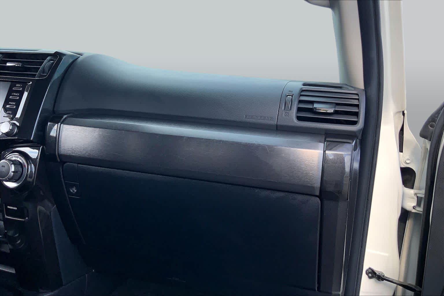2021 Toyota 4Runner photo 18 of 36