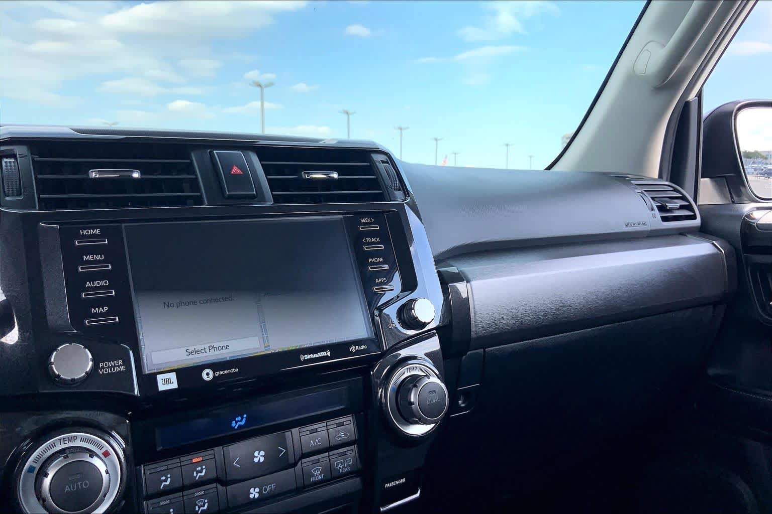 2021 Toyota 4Runner photo 35 of 36