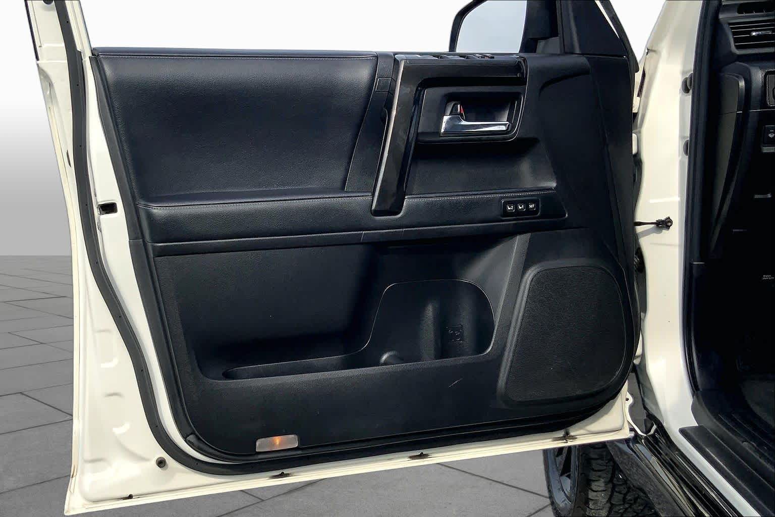 2021 Toyota 4Runner photo 21 of 36
