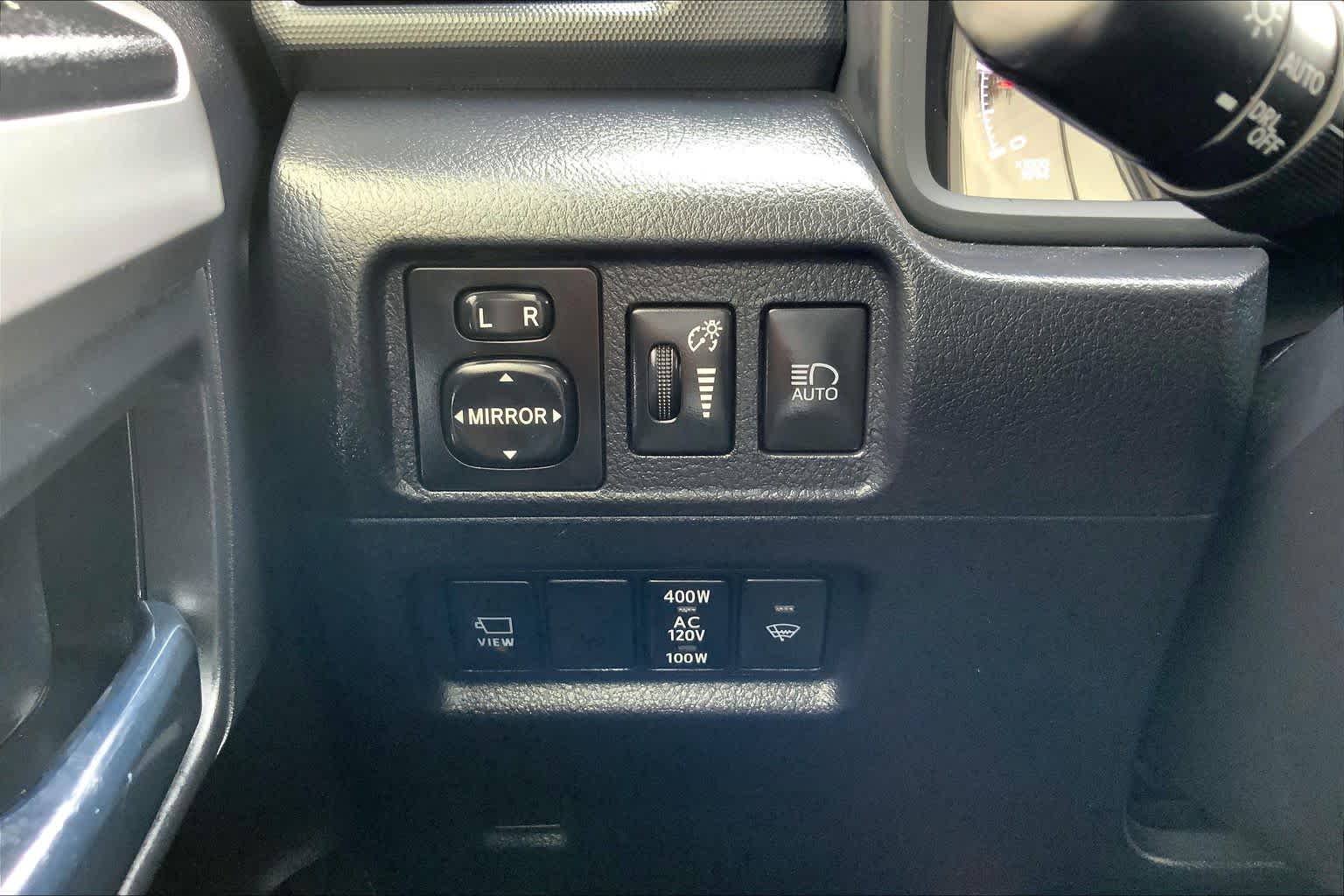 2023 Toyota 4Runner Limited Classic Silver Metallic at Beck & Masten Kia