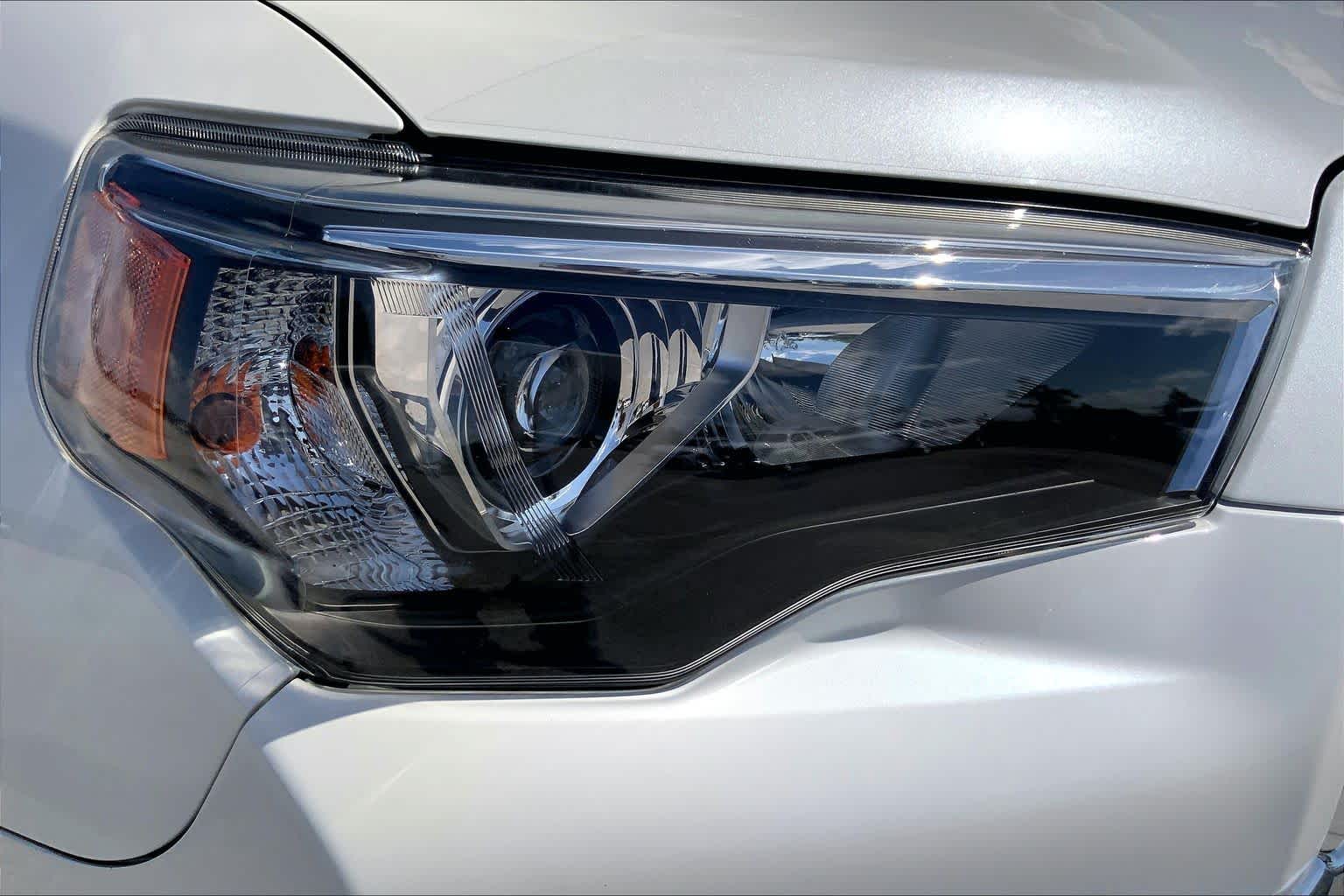 2022 Toyota 4Runner Limited Blizzard Pearl at Turner Chevrolet
