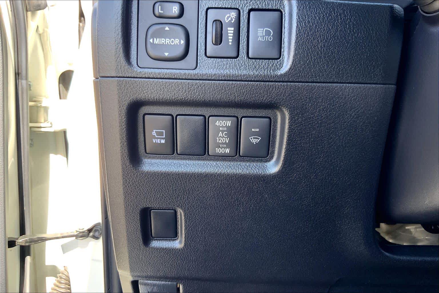 2022 Toyota 4Runner Limited Blizzard Pearl at Turner Chevrolet