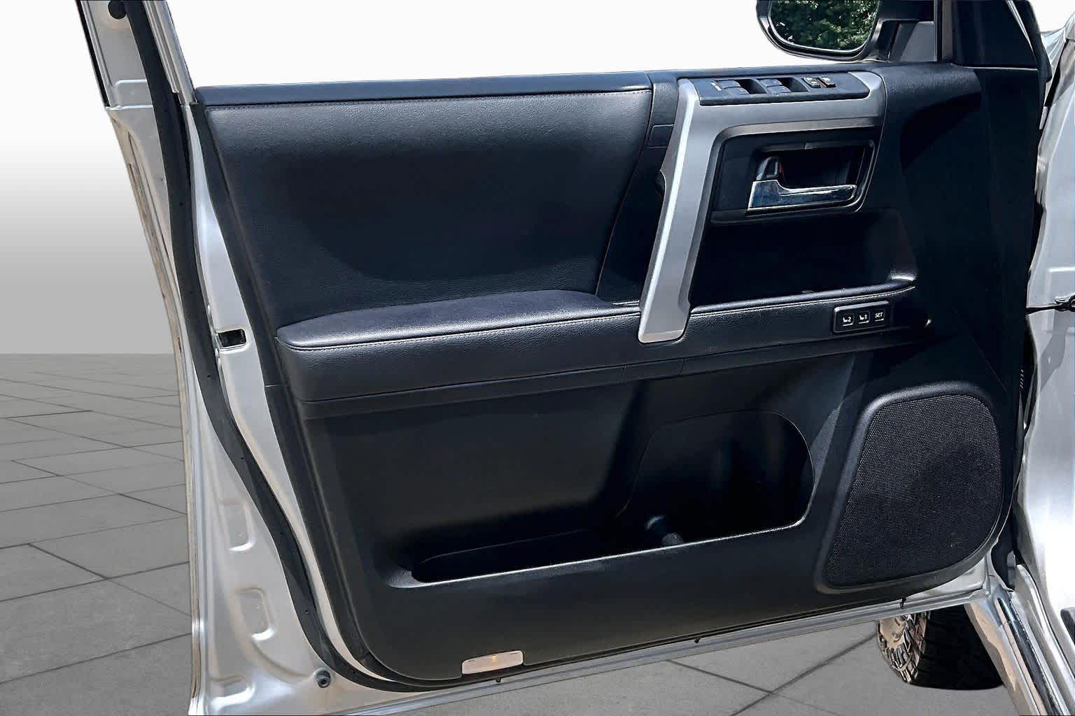 2023 Toyota 4Runner photo 42 of 70