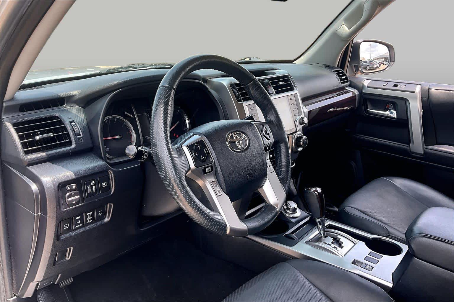 2023 Toyota 4Runner photo 34 of 70