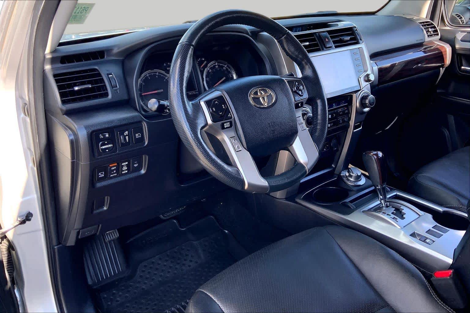 2023 Toyota 4Runner photo 33 of 70