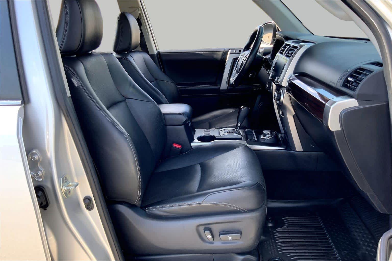 2023 Toyota 4Runner photo 9 of 36