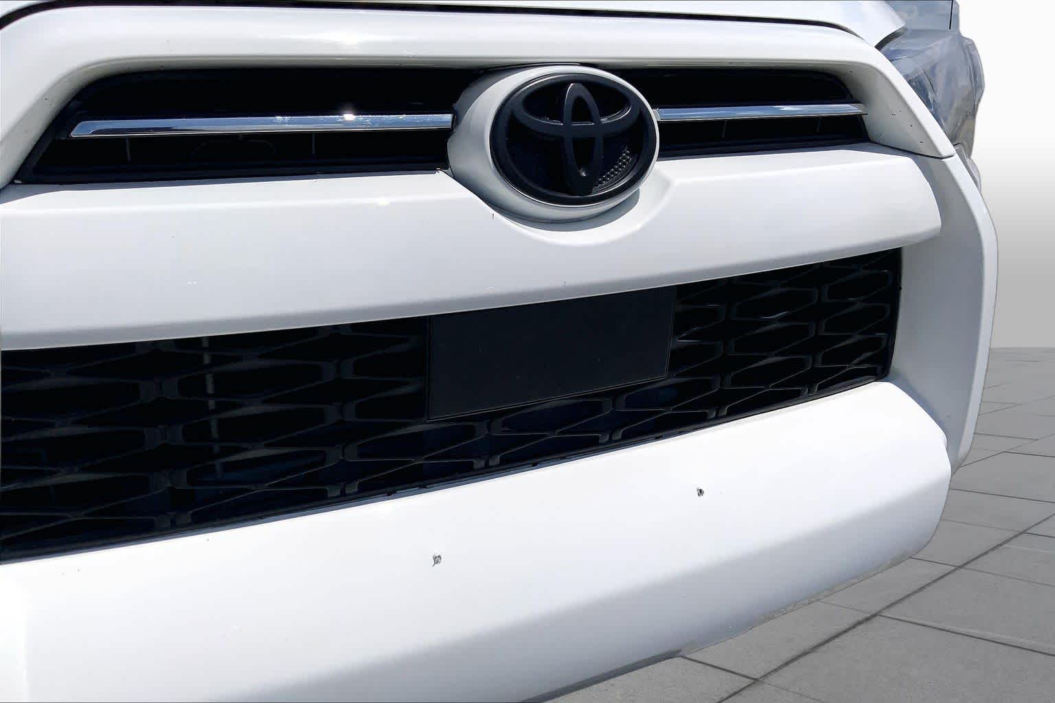 2022 Toyota 4Runner SR5 White at Beck & Masten Kia