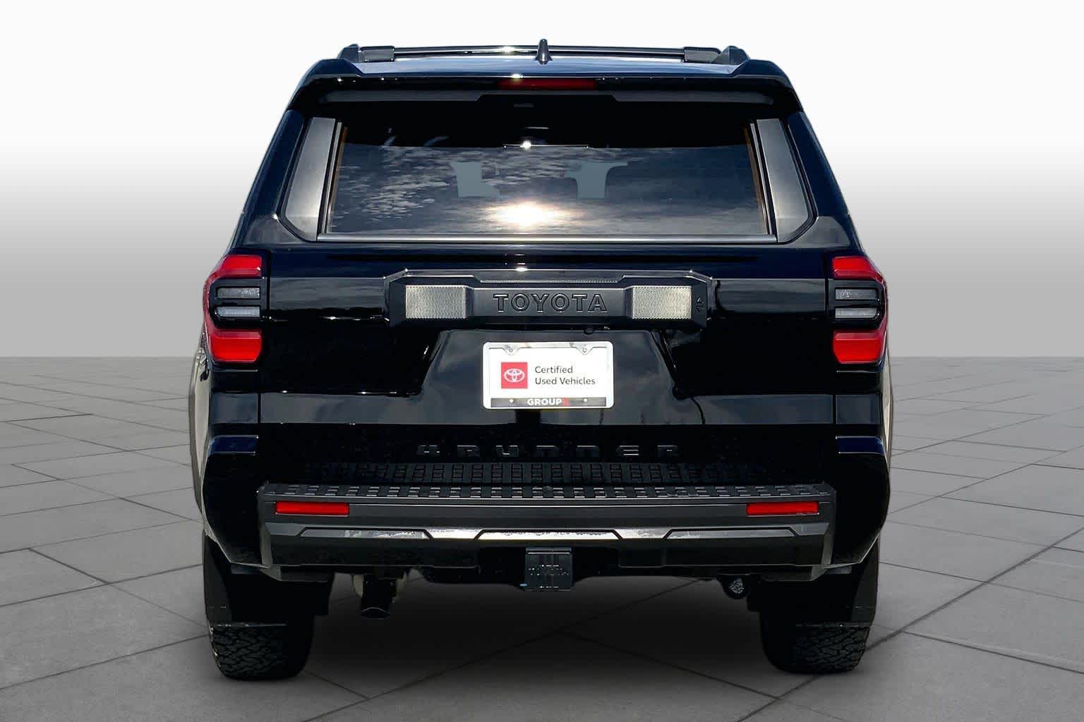 2025 Toyota 4Runner photo 5 of 36