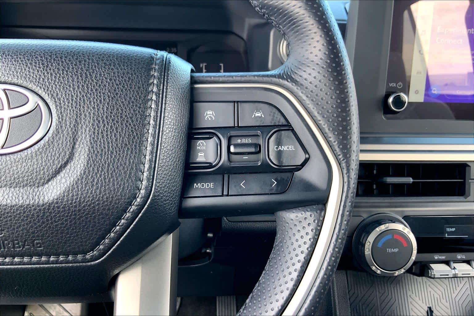2025 Toyota 4Runner photo 24 of 36