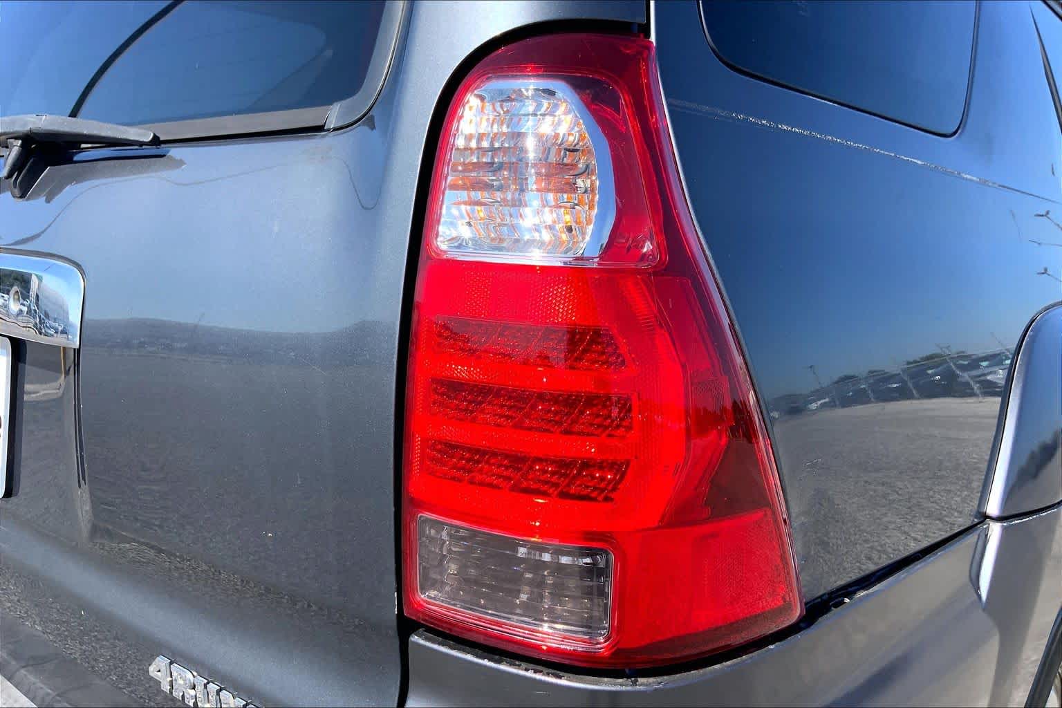2008 Toyota 4Runner photo 9 of 33