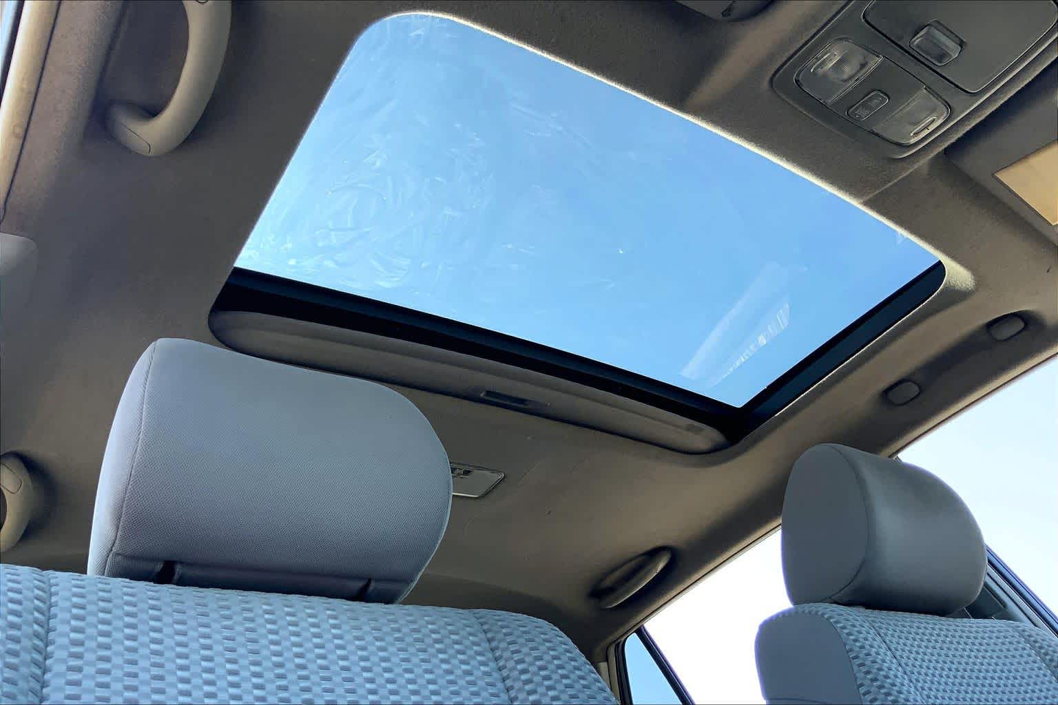 2008 Toyota 4Runner photo 13 of 33