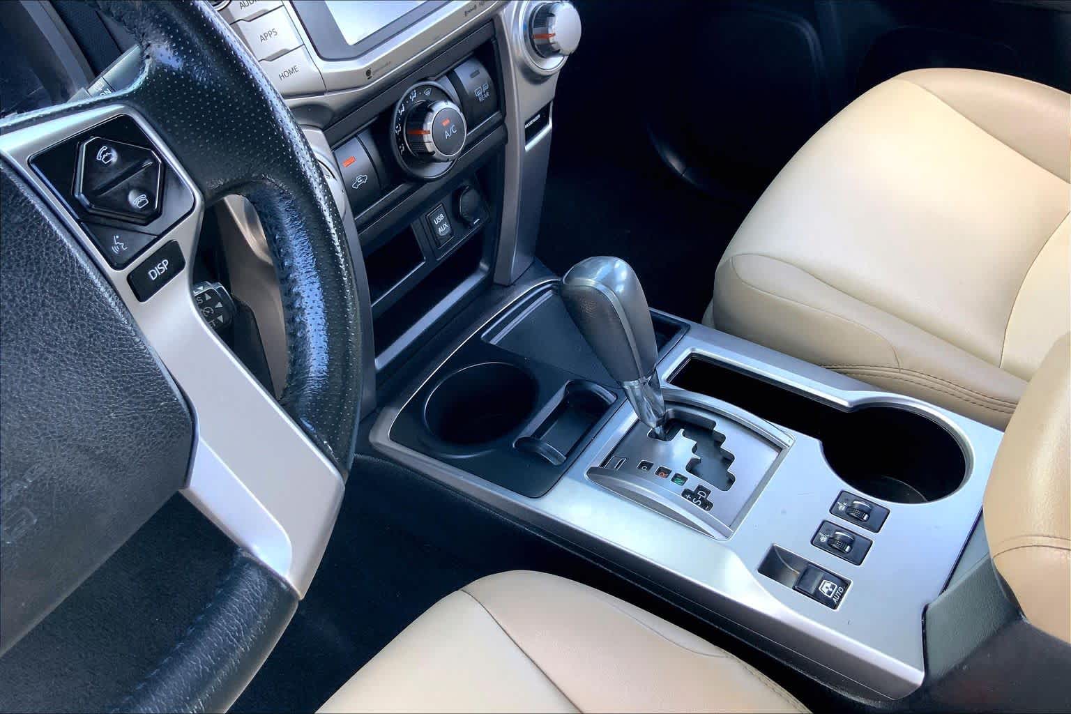2018 Toyota 4Runner photo 16 of 35