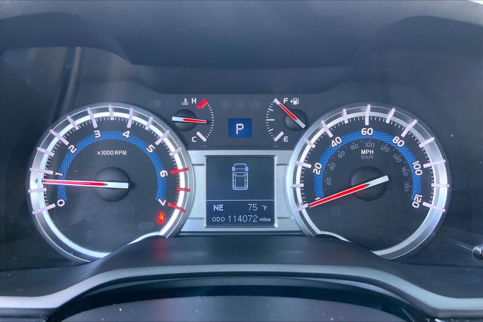 2018 Toyota 4Runner photo 25 of 35