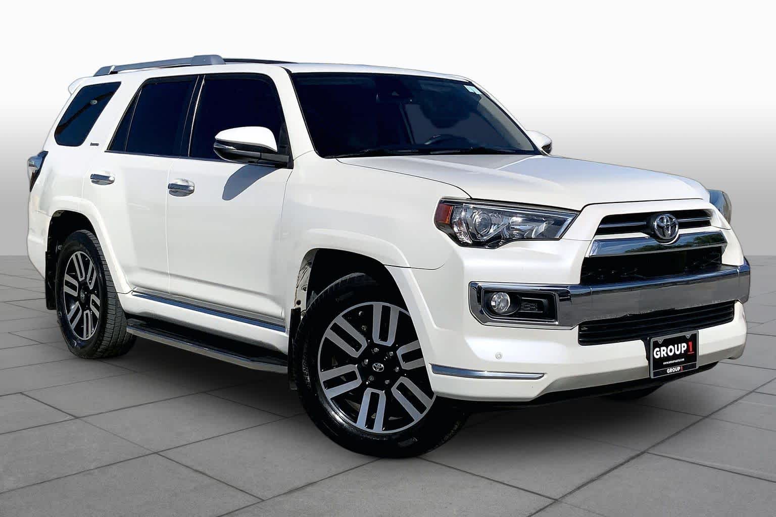 2020 Toyota 4Runner photo 3 of 36
