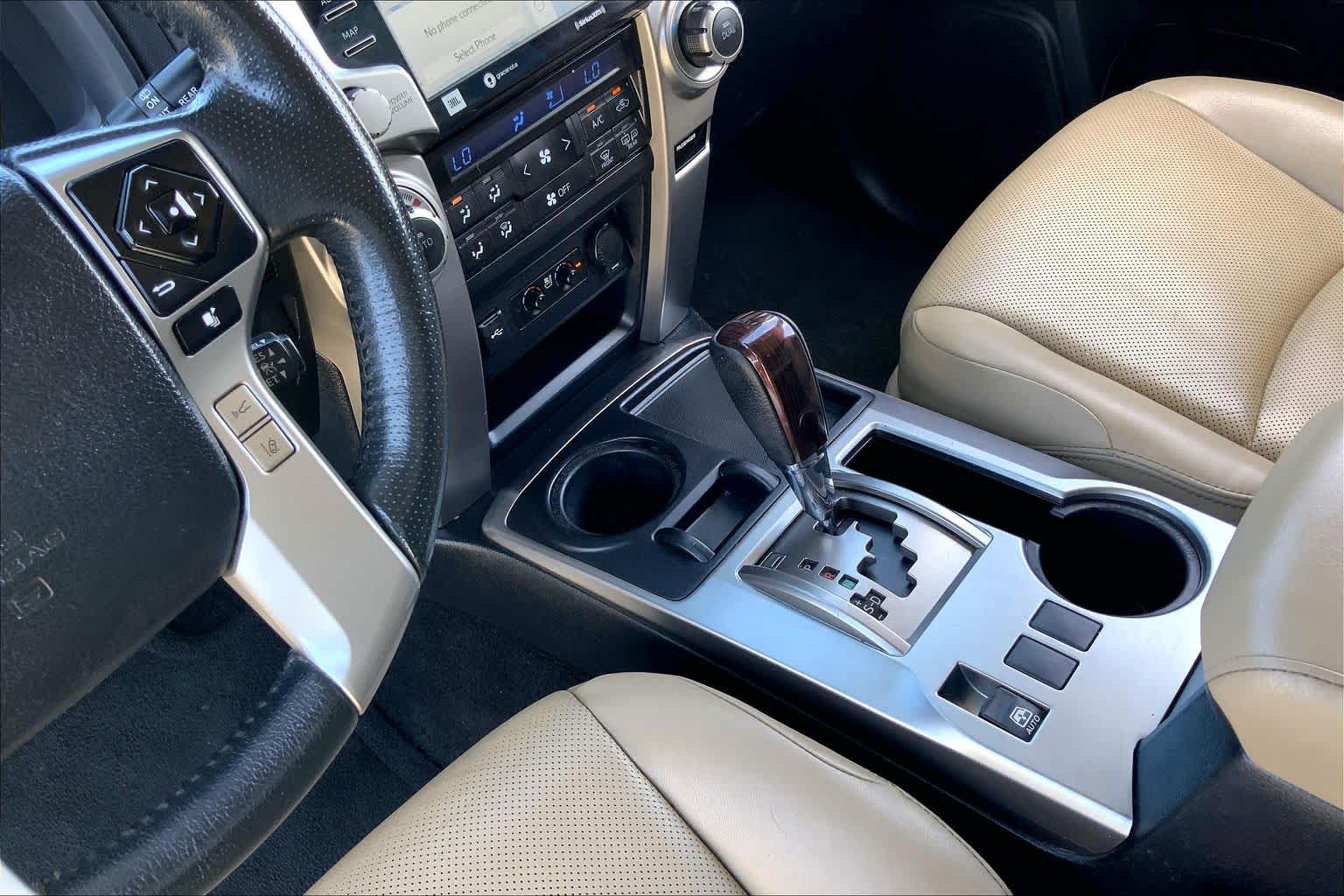 2020 Toyota 4Runner photo 16 of 36