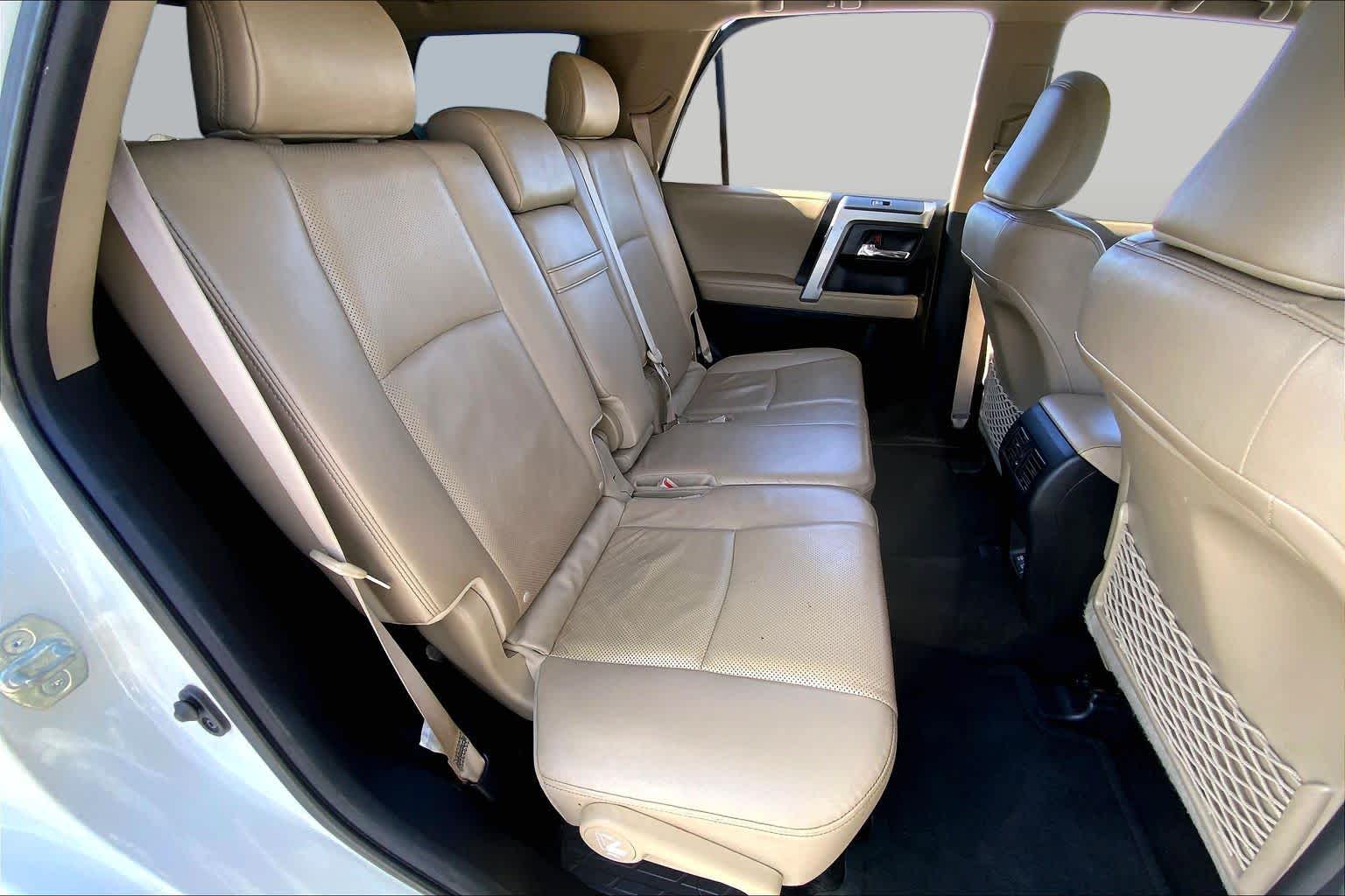 2020 Toyota 4Runner photo 19 of 36