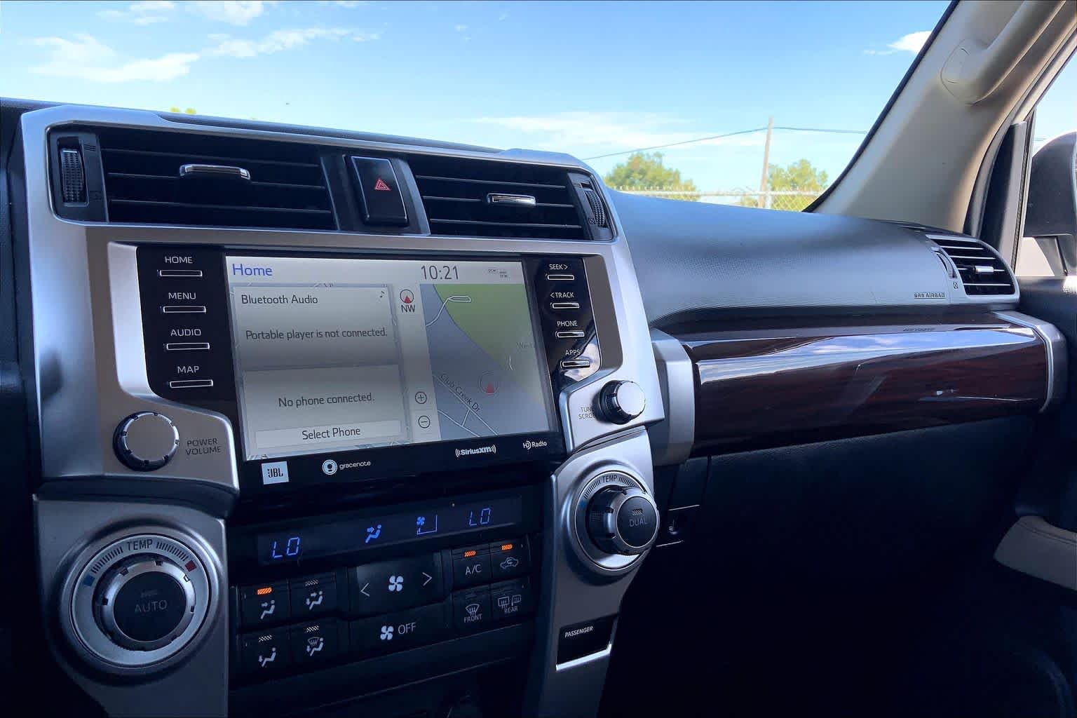 2020 Toyota 4Runner photo 35 of 36