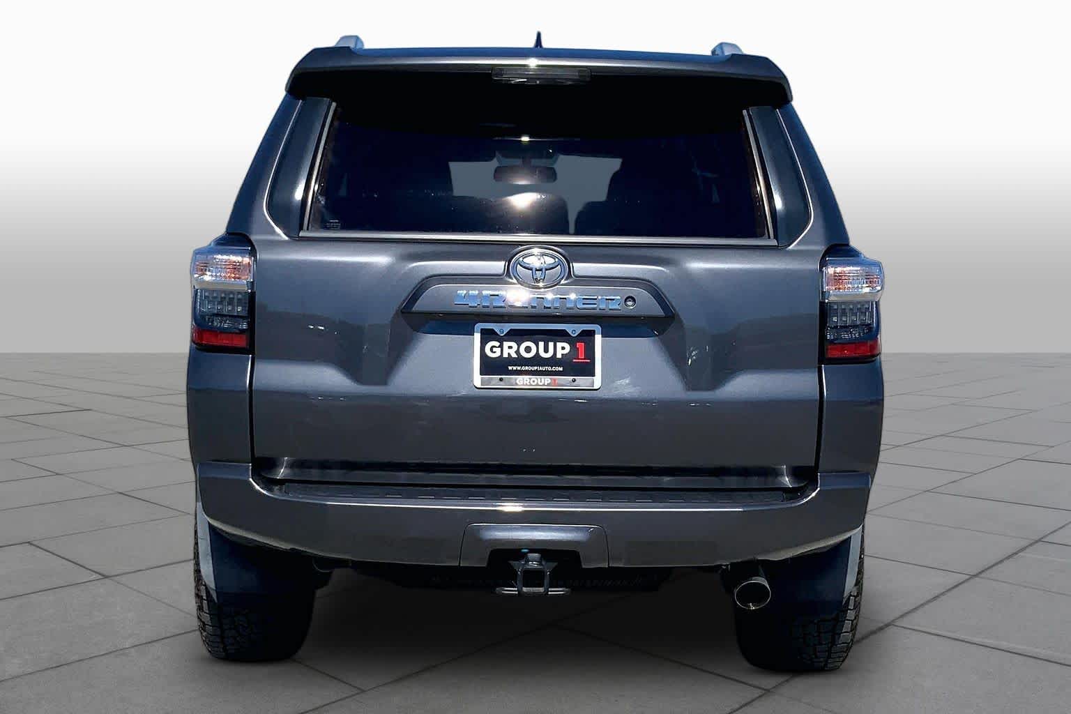 2018 Toyota 4Runner photo 5 of 36