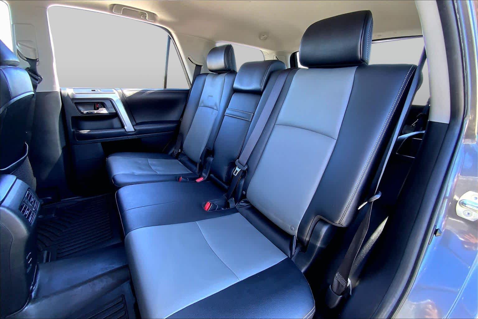 2018 Toyota 4Runner photo 20 of 36