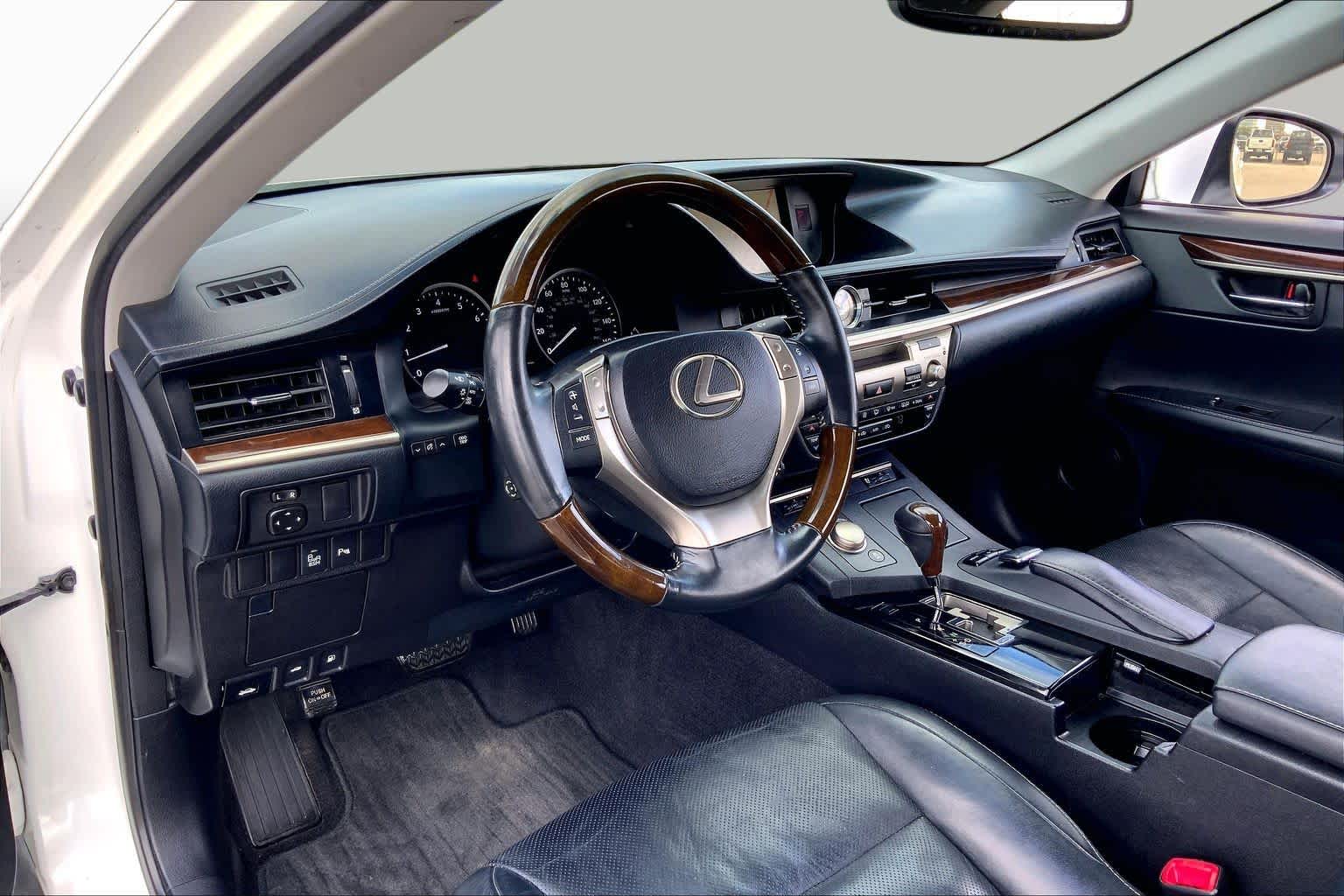 2014 Lexus ES 350  Starfire Pearl at Lexus Southwest Houston