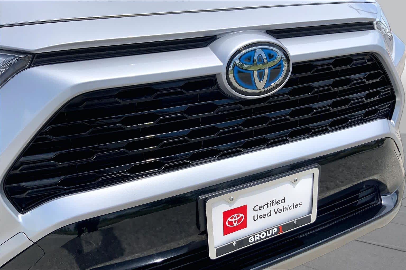 2023 Toyota RAV4 Hybrid SE Silver Sky Metallic at Group 1 Toyota Southwest