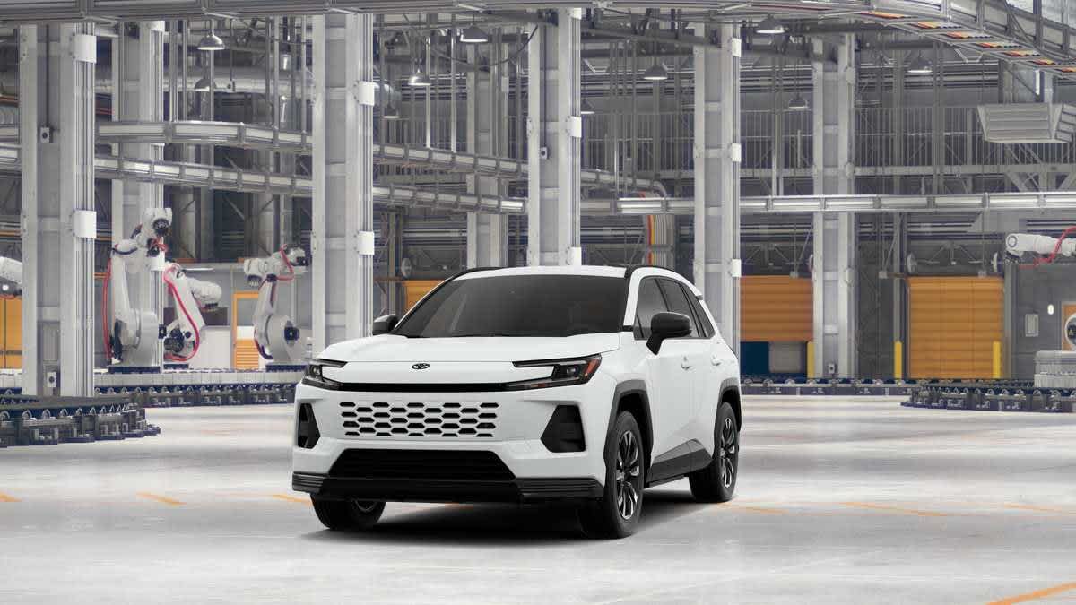 2026 Toyota RAV4 Plug-In Hybrid photo 17 of 31