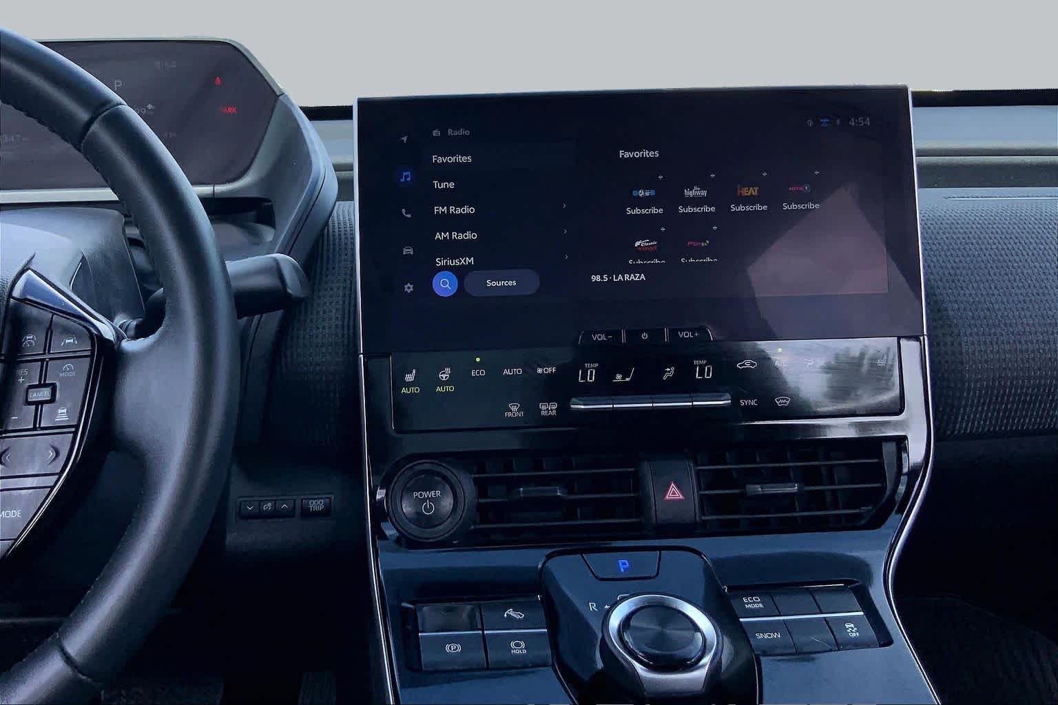 2025 Toyota bZ4X XLE - 5