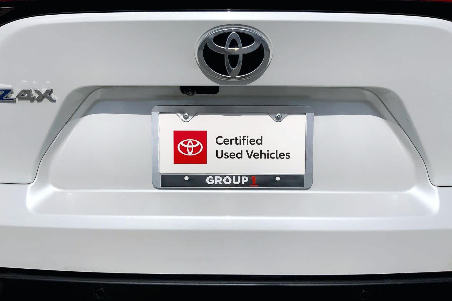 2025 Toyota bZ4X XLE - 8