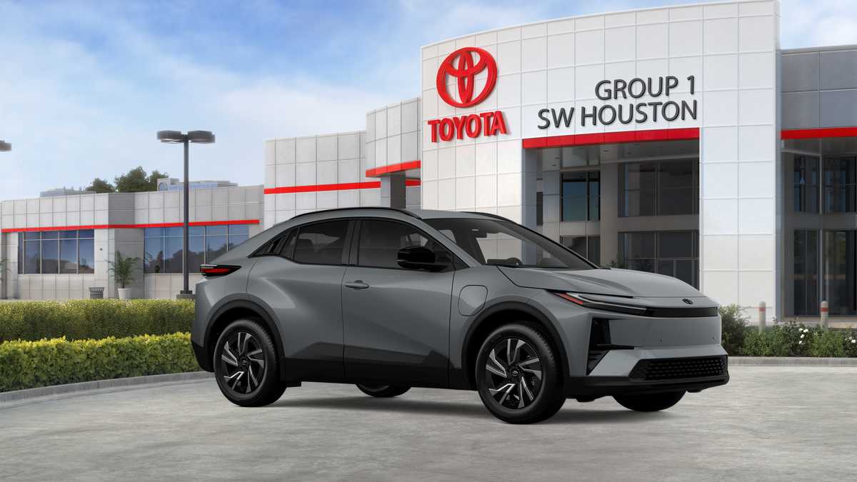 2026 Toyota C-HR photo 27 of 34