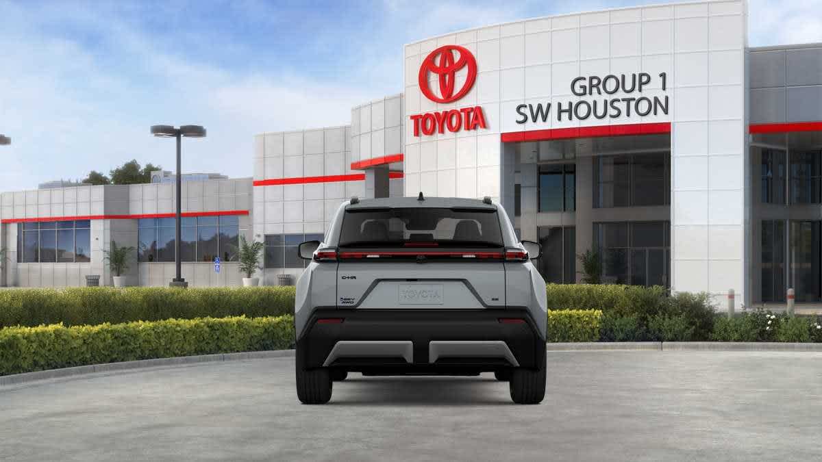 2026 Toyota C-HR photo 8 of 47