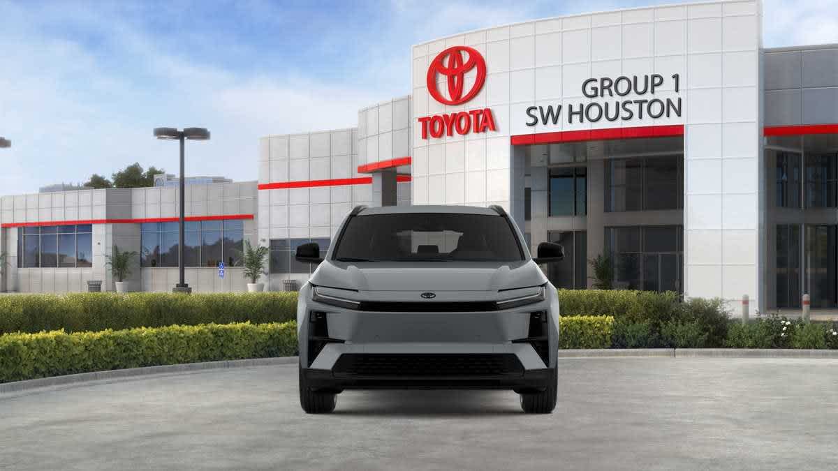 2026 Toyota C-HR photo 13 of 34