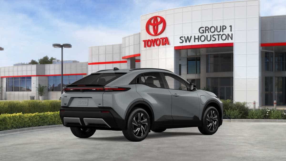 2026 Toyota C-HR photo 7 of 34