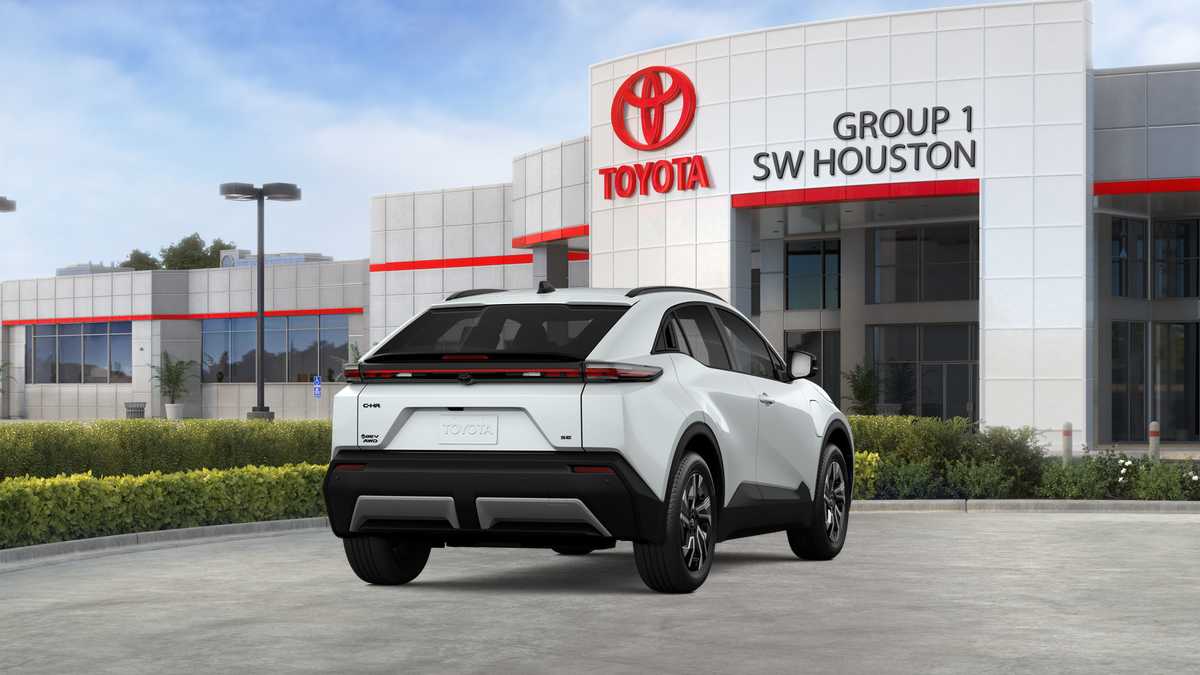 2026 Toyota C-HR photo 24 of 29