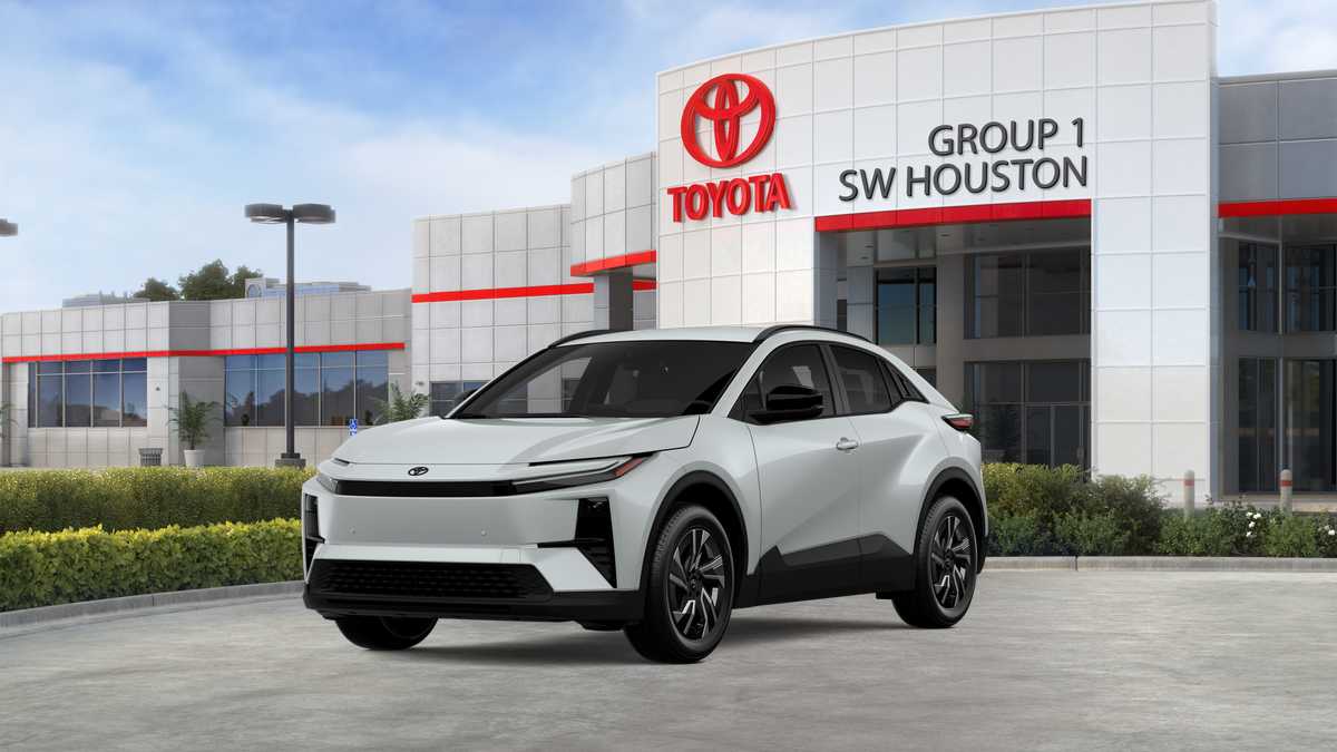 2026 Toyota C-HR photo 21 of 29