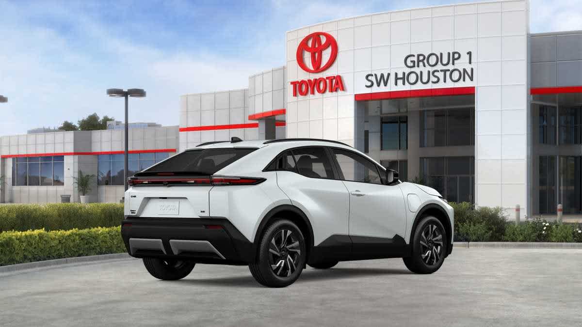 2026 Toyota C-HR photo 9 of 29