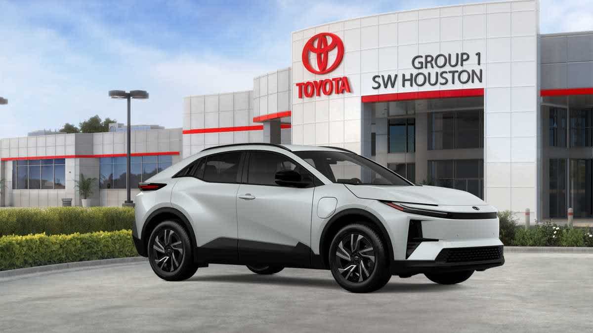 2026 Toyota C-HR photo 13 of 29