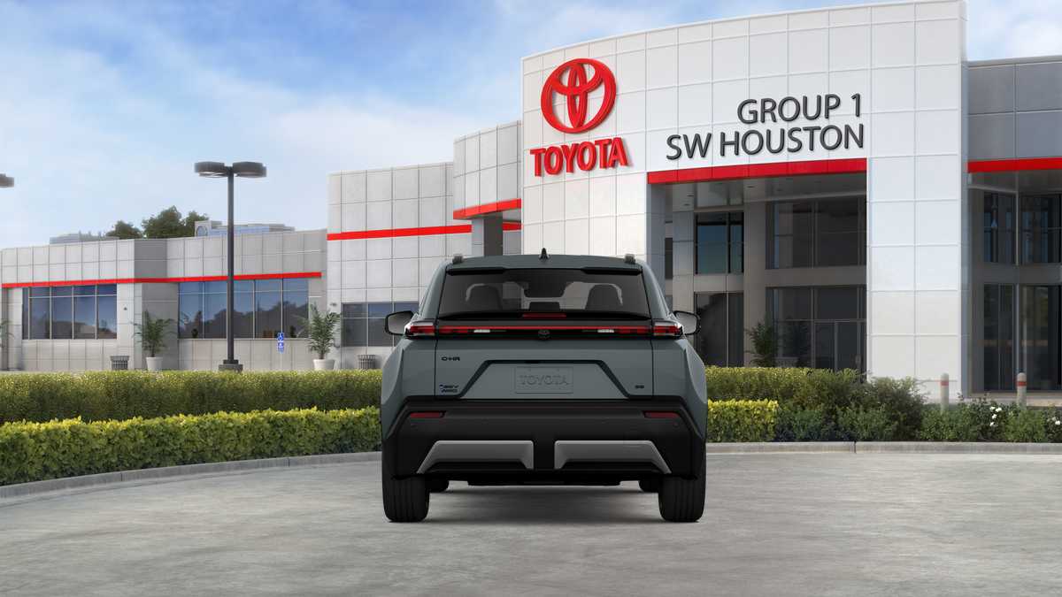 2026 Toyota C-HR photo 20 of 28