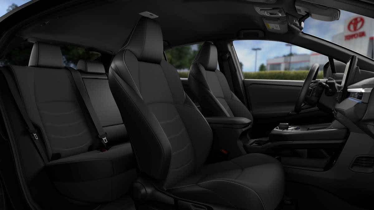 2026 Toyota C-HR photo 19 of 41