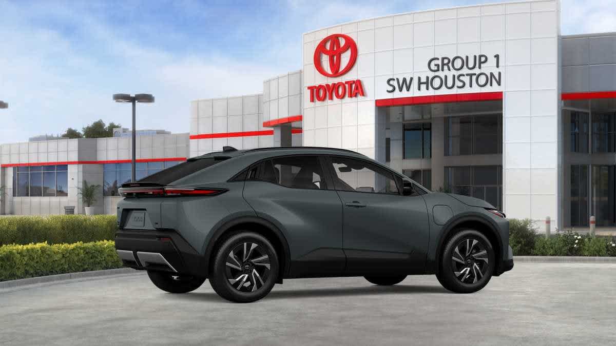 2026 Toyota C-HR photo 8 of 28
