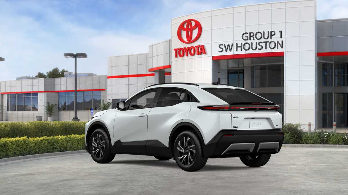 2026 Toyota C-HR photo 22 of 30