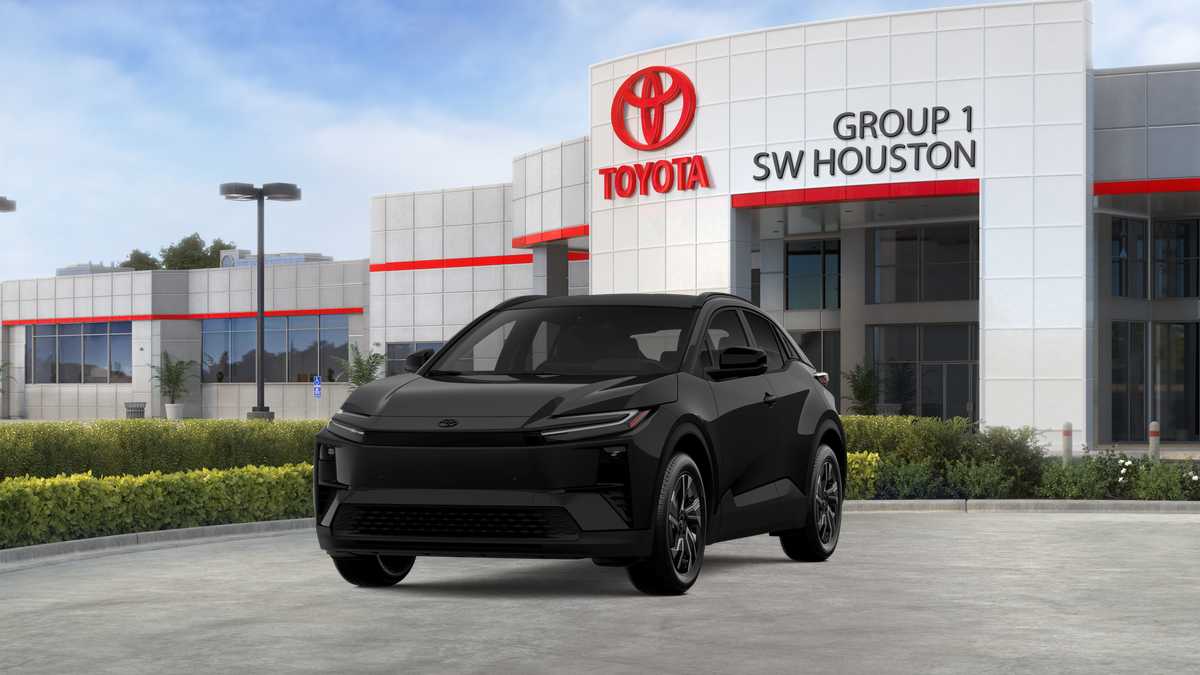 2026 Toyota C-HR photo 24 of 26