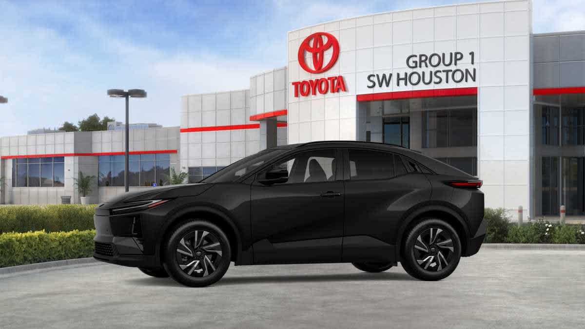 2026 Toyota C-HR photo 2 of 26