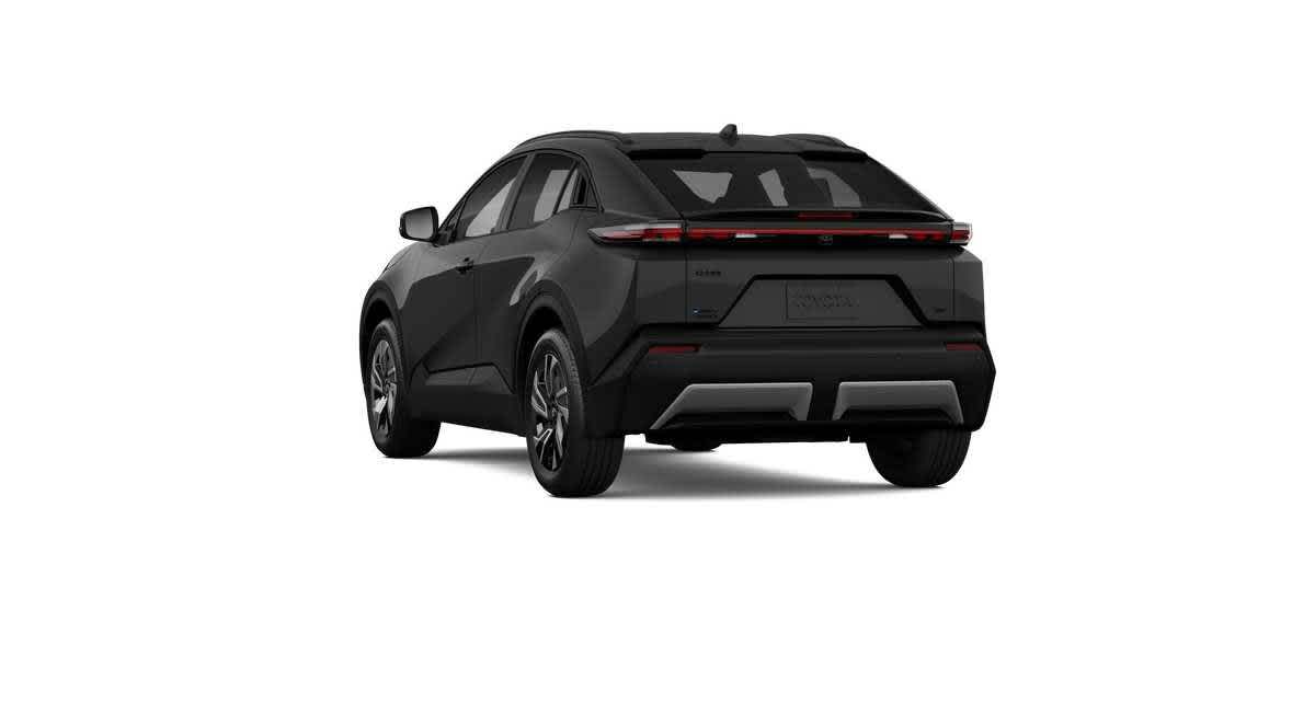 2026 Toyota C-HR photo 26 of 38