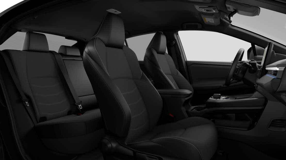 2026 Toyota C-HR photo 28 of 38