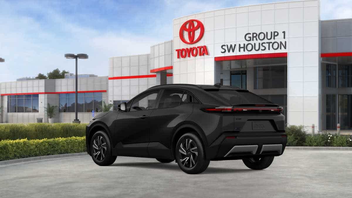2026 Toyota C-HR photo 4 of 26