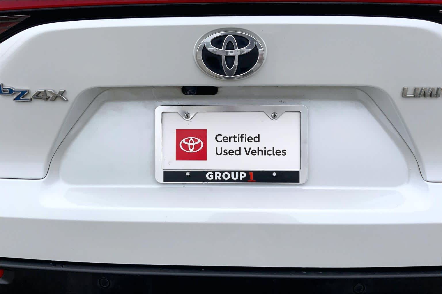 2023 Toyota bZ4X Limited - 8
