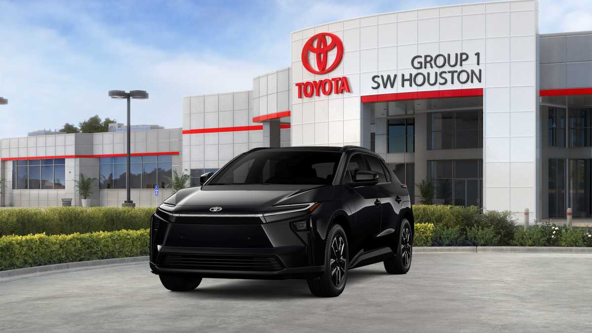 2026 Toyota bZ photo 28 of 30