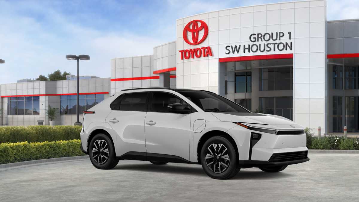 2026 Toyota bZ photo 27 of 32