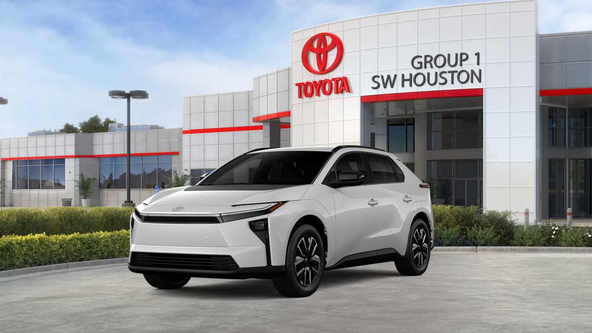 2026 Toyota bZ photo 21 of 31