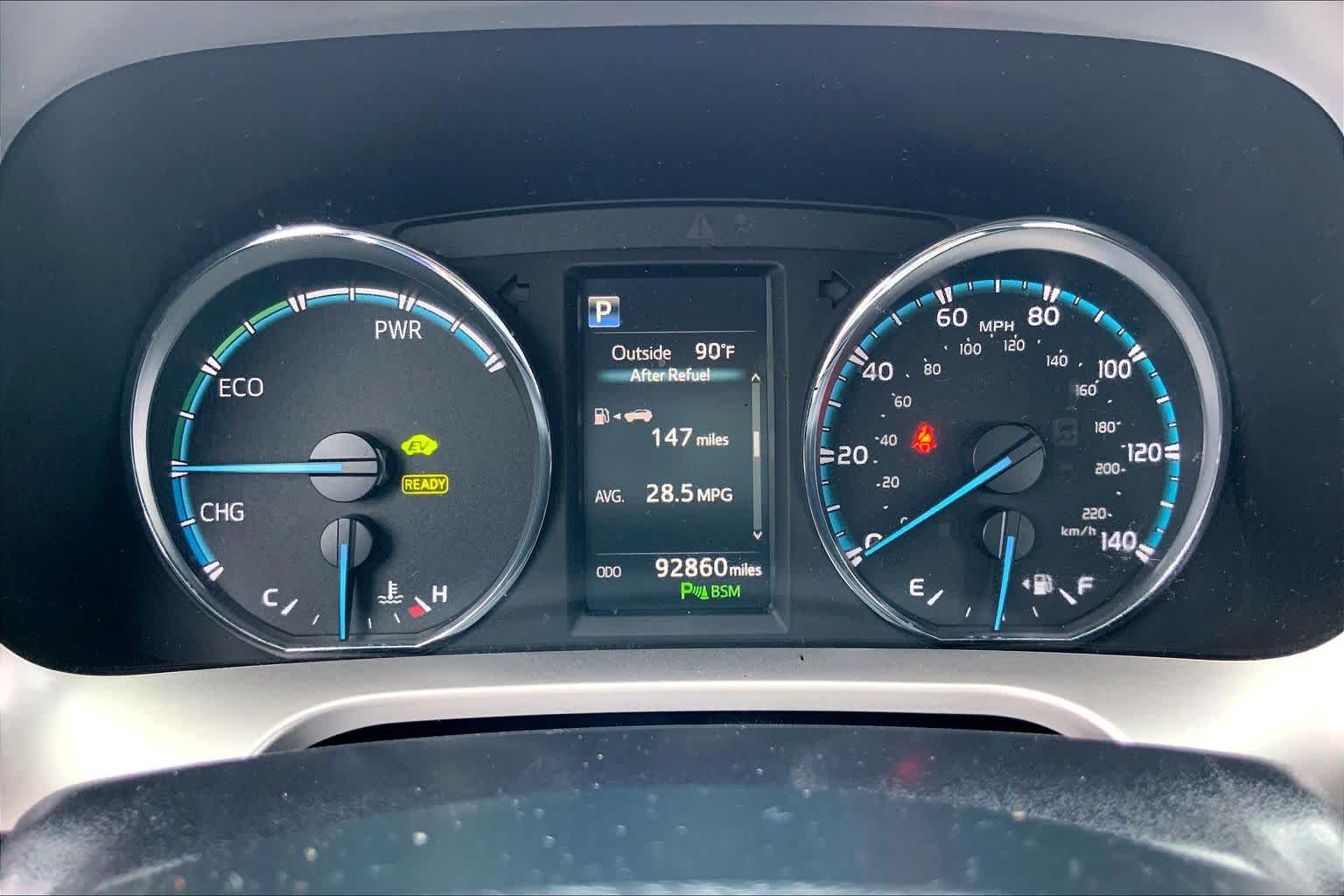2016 Toyota RAV4 Hybrid photo 25 of 36